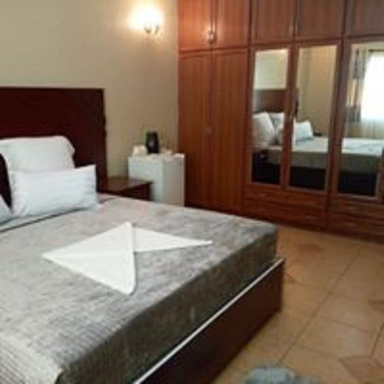 Фото Zenith lodge