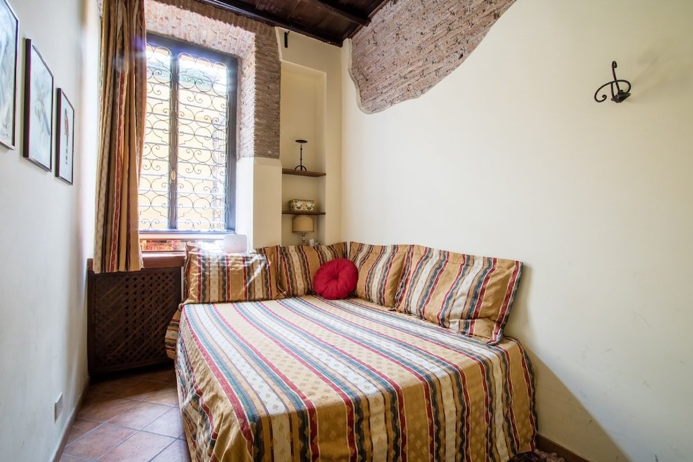 Фото Fori Imperiali Elegant Apartment