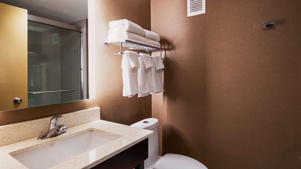 Фото Best Western Plus North Miami/Bal Harbour