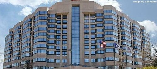 Гостиница Washington Dulles Marriott Suites в Херндоне