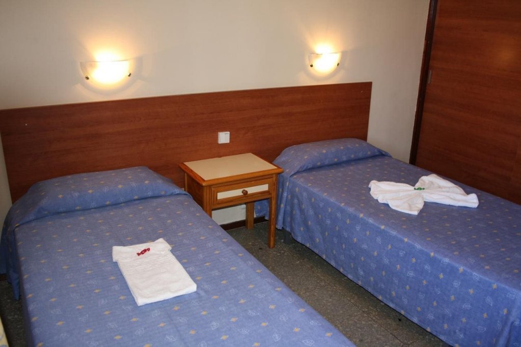 Фото Apartamentos Roca Verde - Playa del Inglés