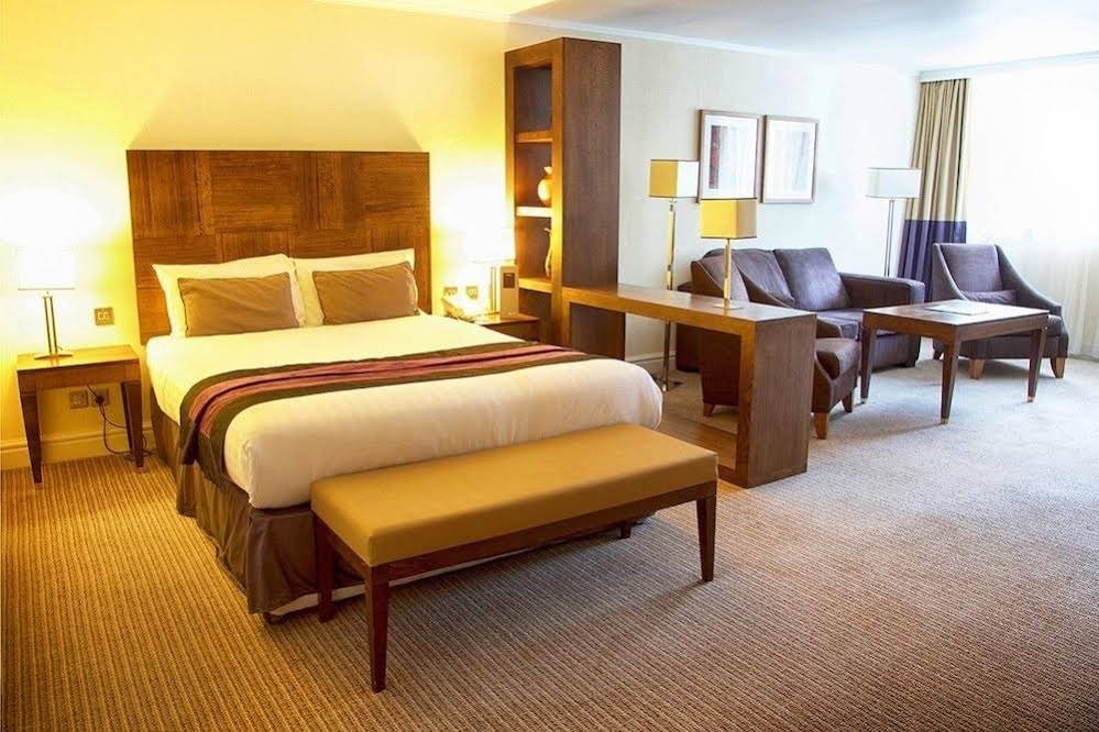 Фото Regency Park Hotel