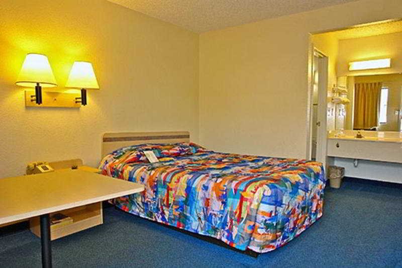 Фото Motel 6 Salem