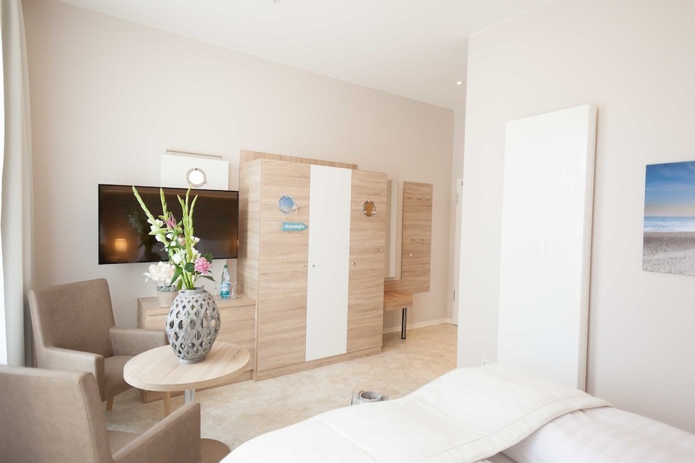 Фото Ostseehotel Warnemünde