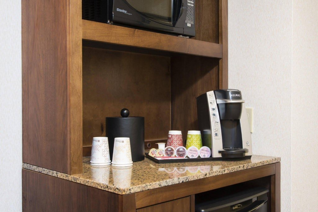 Фото Hilton Garden Inn Minneapolis Downtown