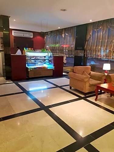 Фото AlMuhaidb Nadwaa Aparthotel