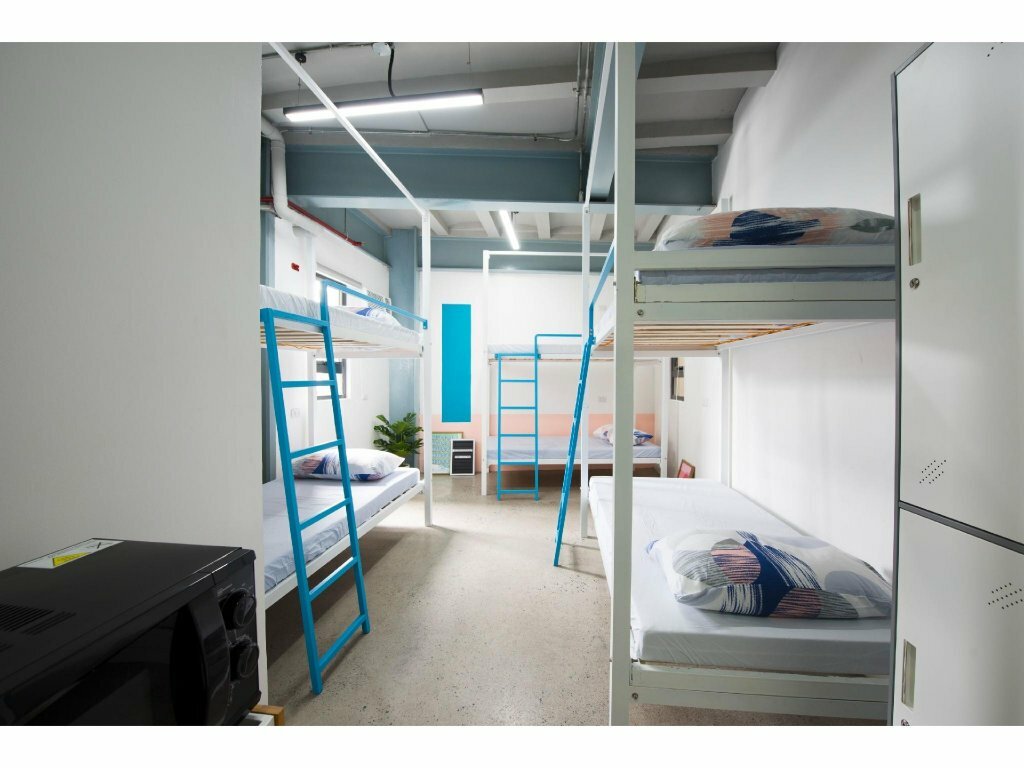 Hotel Oyo 810 Urban Space, Earth, photo