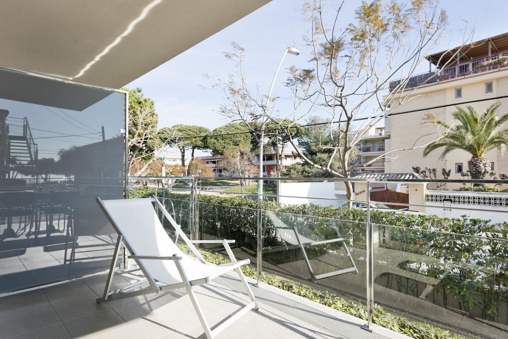 Фото Apartamentos Castellmar