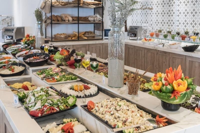 Фото Tsilivi Beach Hotel