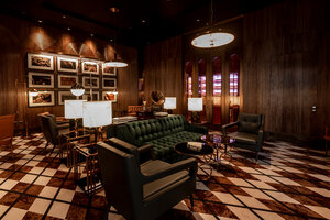 Peacock Alley (16, Al Mustaqbal Street, Zaabeel, Dubai), bar, pub