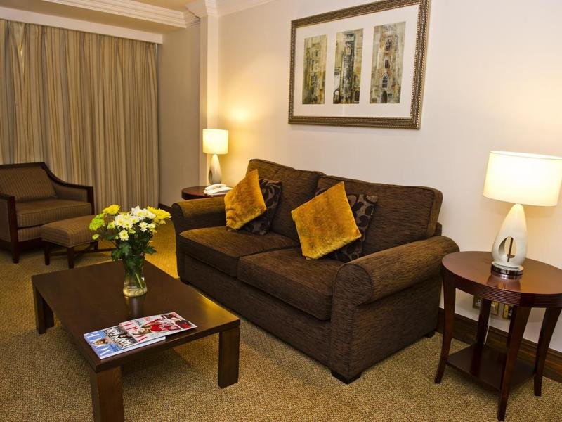 Фото Sanctum London Belsize Road