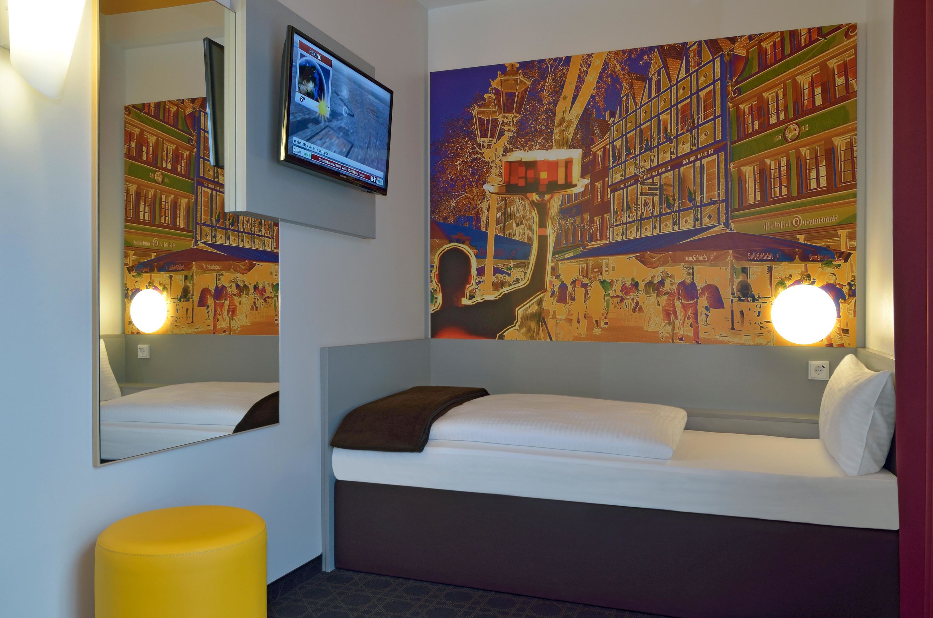 Фото B&b Hotel Düsseldorf-City