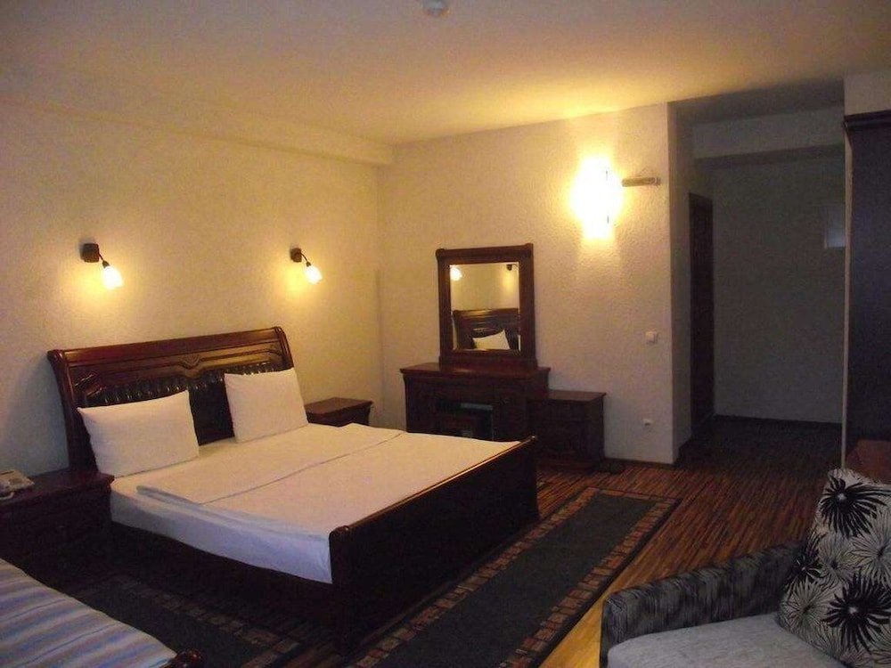 Фото Denis Hotel