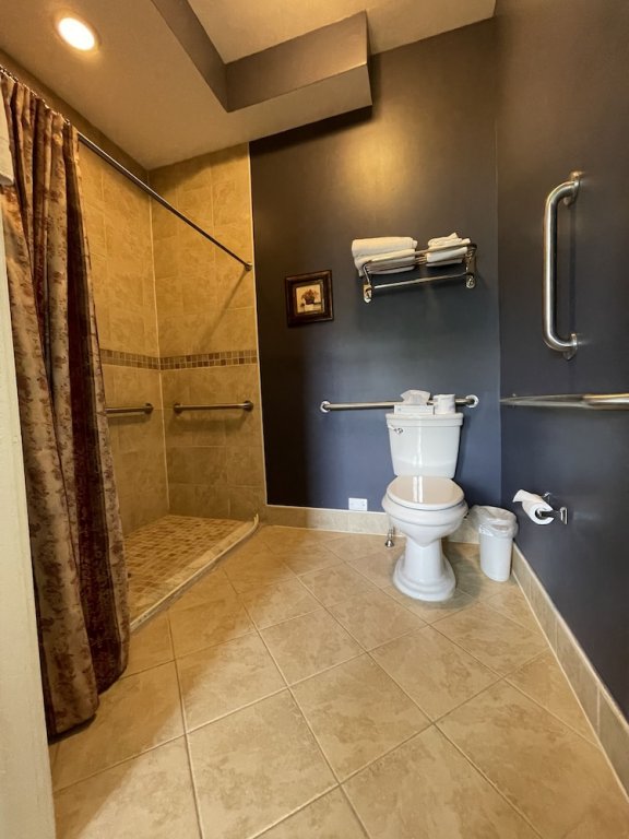 Фото The DeBary Inn