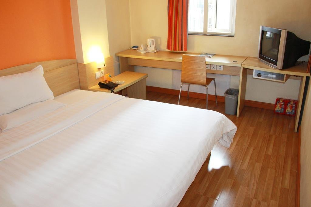 Фото 7 Days Inn Wuhan Shifu Branch