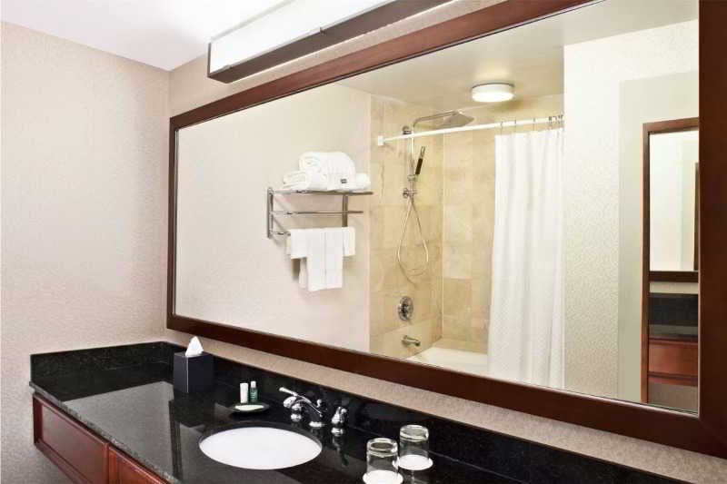 Фото The Westin Michigan Avenue Chicago