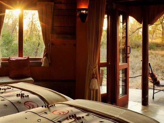 Фото Hoyo Hoyo Safari Lodge