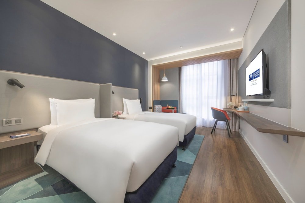 Фото Holiday Inn Express Shanghai Gubei