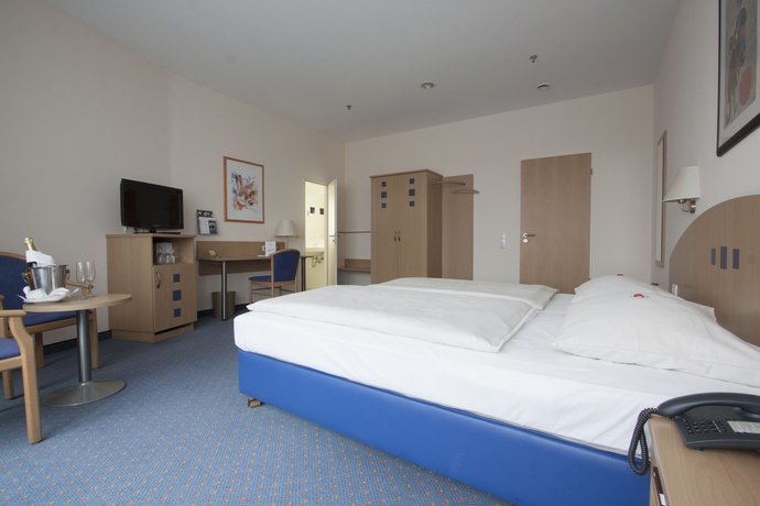 Фото Hotel Plaza Hannover