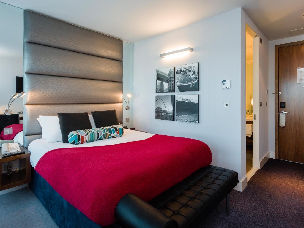 Фото Sandman Signature Newcastle Hotel