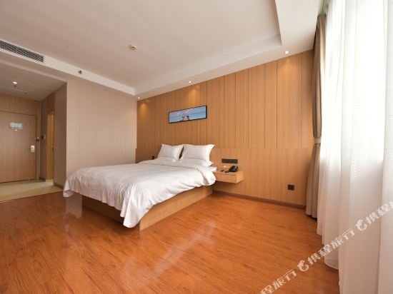 Фото Starway Hotel Hongqiao Junction Center Branch