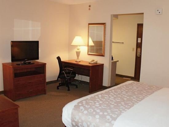 Фото Red Roof Inn Tampa Bay - St. Petersburg