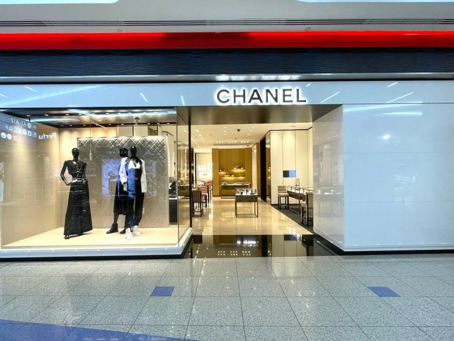 Clothing store Chanel Clothing Store, Dubai, photo