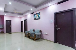 Oyo 66433 Aashirwad Guest House