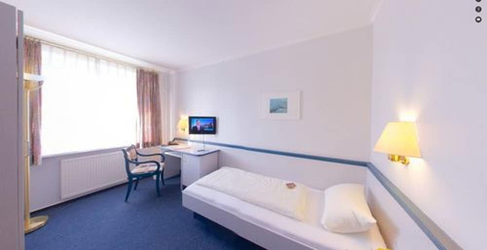 Фото Hotel Wikingerhof