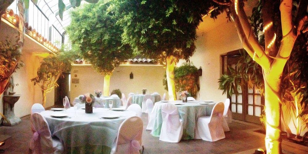 Фото Clocktower Inn Ventura