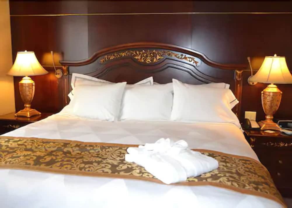 Фото Radisson Toronto Airport West