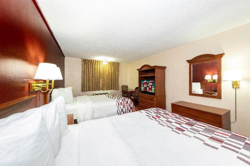 Фото Red Roof Inn Meridian