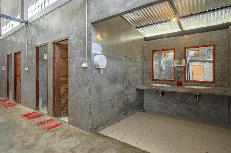 Фото Slumber Party Phi Phi - Hostel