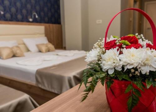 Фото Hotel Crnogorska Kuca