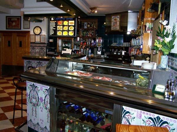 Фото Hostal Teruel