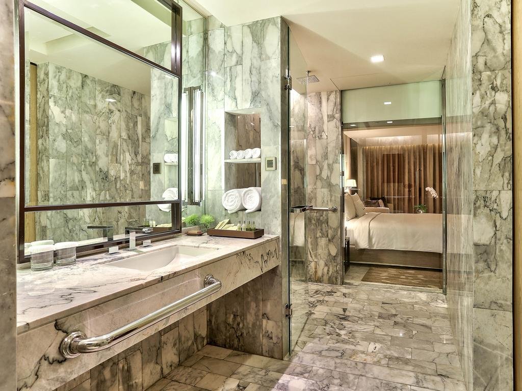 Фото DoubleTree by Hilton Hotel Sukhumvit Bangkok