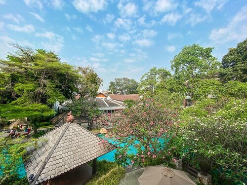 Гостиница Woodlands Hotel & Resort в Паттайе