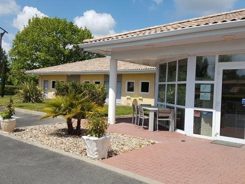 Гостиница Fasthotel EN Bergeracois в Бержераке
