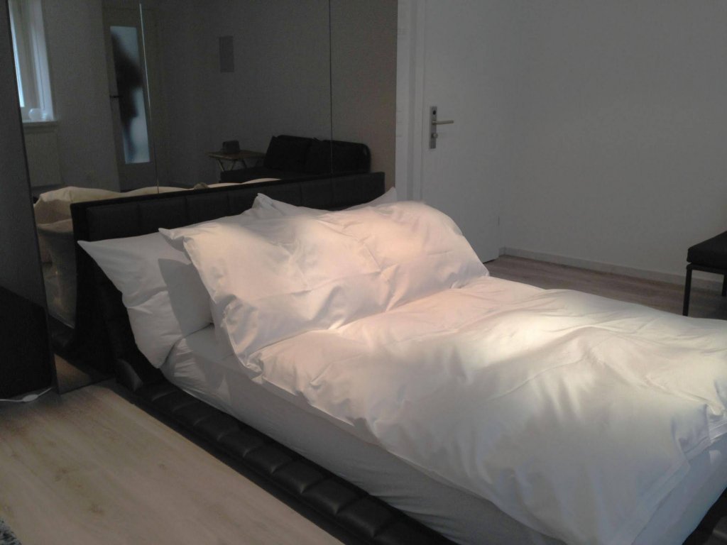 Фото Top city center location by Airhome