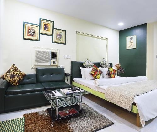 Фото Hotel Narayani Enclave