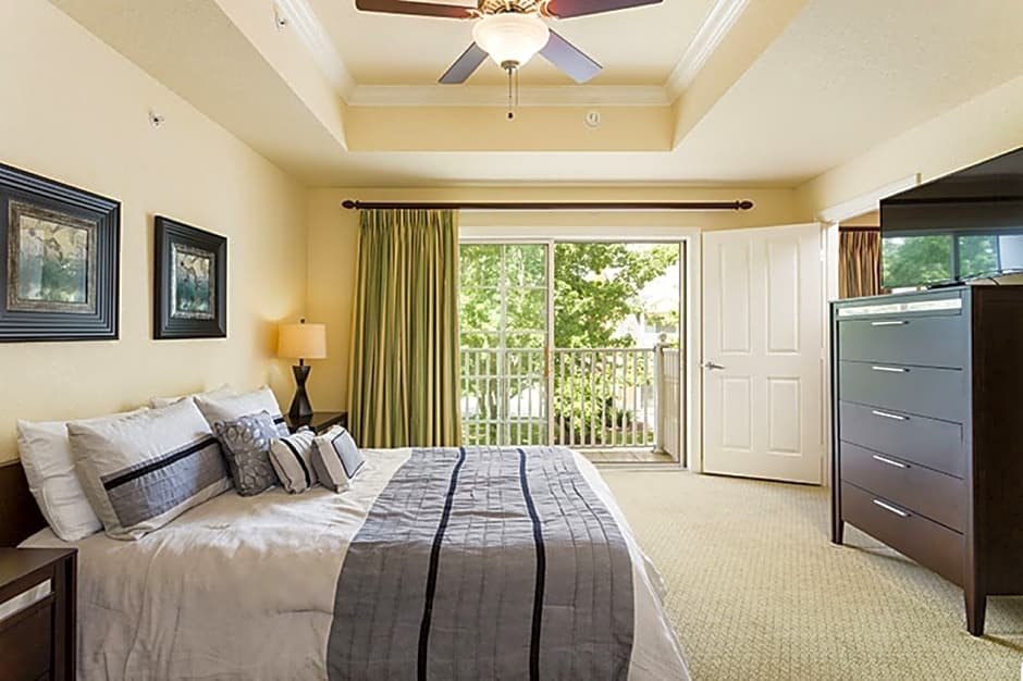 Фото Reunion Resort by Intteli Fun Rentals