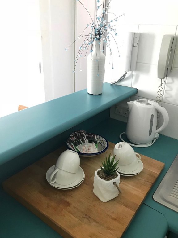 Фото Surfers Beach Resort 2