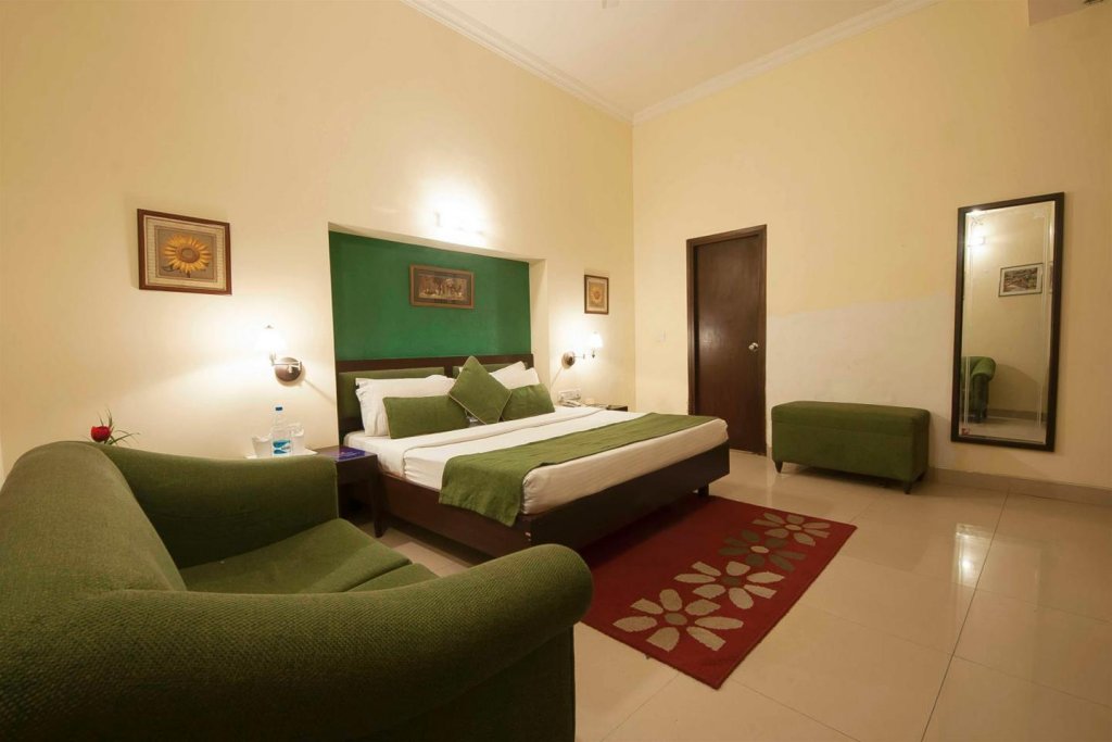 Фото The Corus Hotel