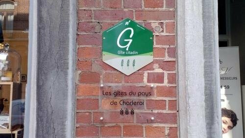 Гостиница Les Gites Du Pays De Charleroi в Шарлеруа