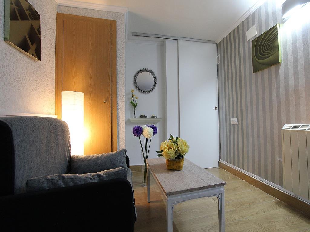 Фото Eugenia de Montijo, Autograph Collection