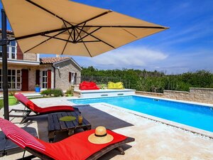 Luxurious Villa In Banki With Swimming Pool