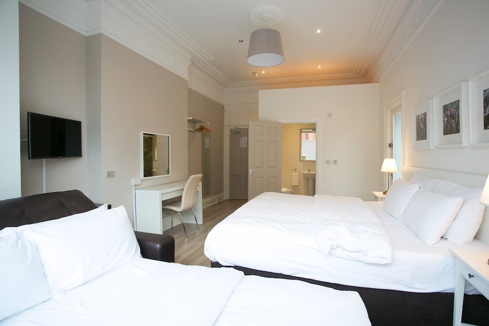 Фото Ballsbridge Townhouse - Merrion Road