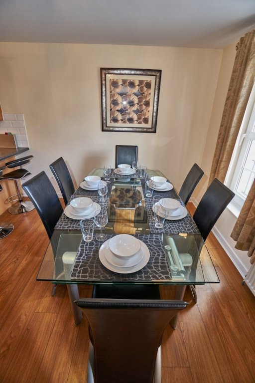 Фото Edinburgh Pearl Apartments - Dalry Gait