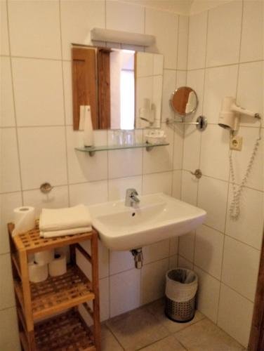 Фото Hotel Eisenhuthaus