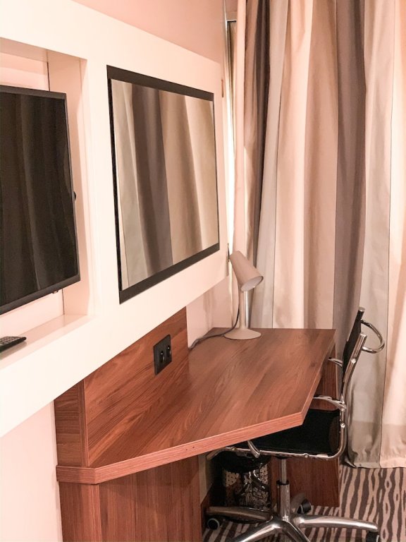 Фото Holiday Inn Cannes